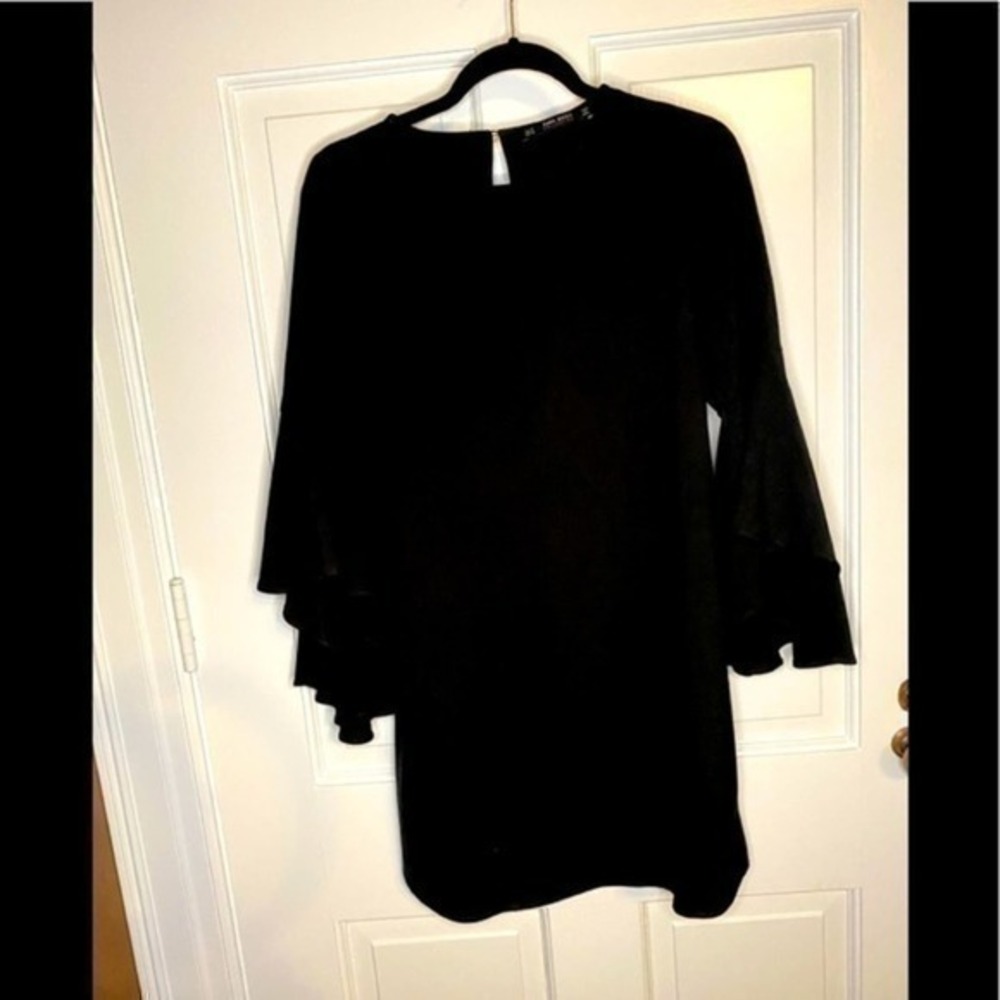 Zara Basics Black Dress with‎ Flutter Sleeves Size Small